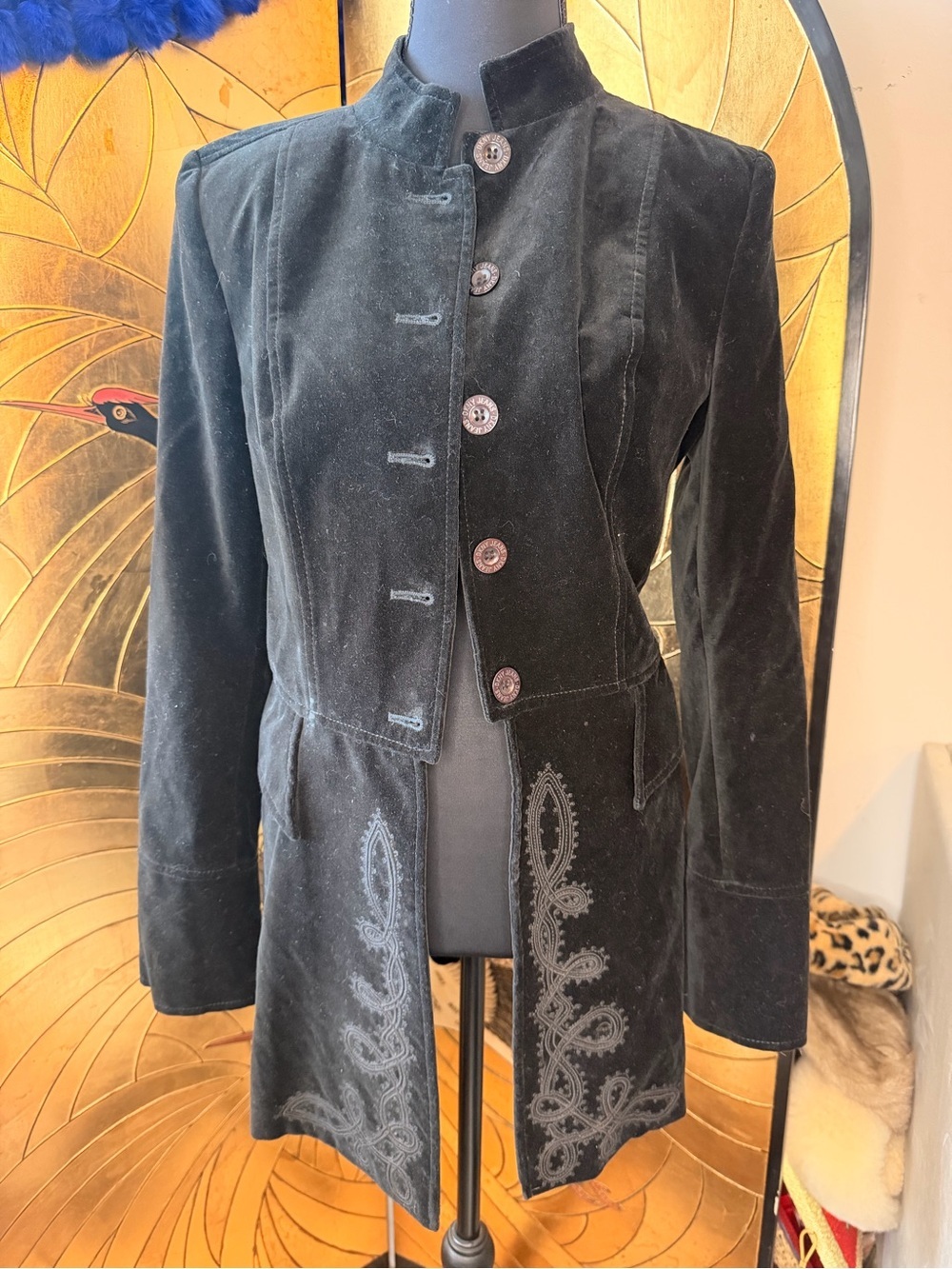 90s Donna Karan Women's Black Velvet Embroidered Long Jacket XS